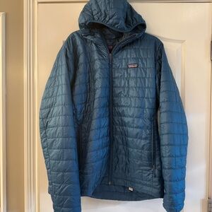Patagonia Men's Hooded Blue Puffer Jacket